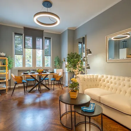 Vip Vitosha 69 Blvd 3 Bdrm - Location София