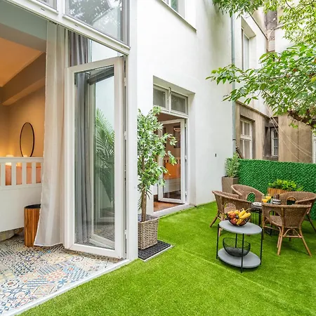 Апартаменты Vip Vitosha 69 Blvd 3 Bdrm - Location