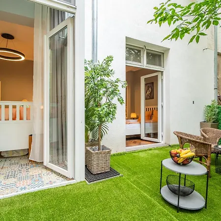 Vip Vitosha 69 Blvd 3 Bdrm - Location Апартаменты *