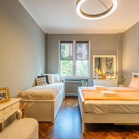 Апартаменты Vip Vitosha 69 Blvd 3 Bdrm - Location