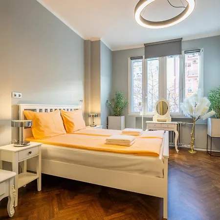 Vip Vitosha 69 Blvd 3 Bdrm - Location Apartament *