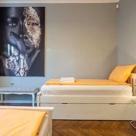 Vip Vitosha 69 Blvd 3 Bdrm - Location Апартаменты