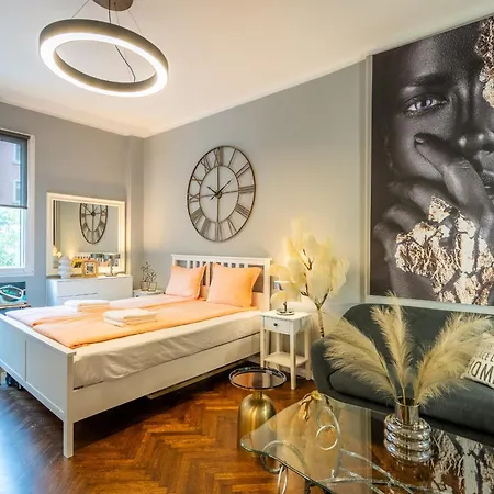 Vip Vitosha 69 Blvd 3 Bdrm - Location Apartament Sofia