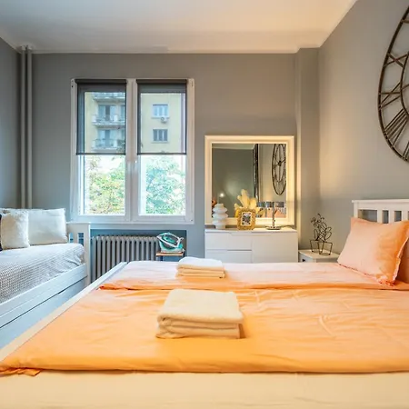 Vip Vitosha 69 Blvd 3 Bdrm - Location Lägenhet