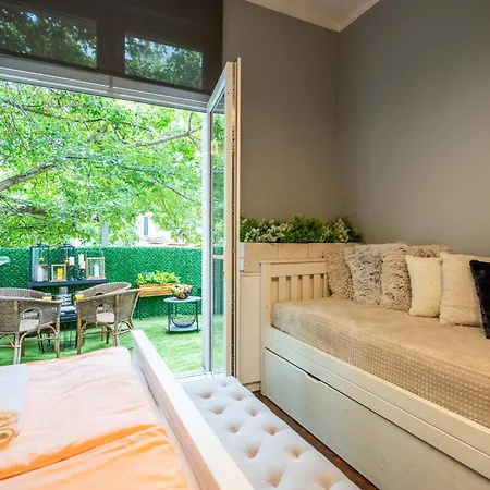 Vip Vitosha 69 Blvd 3 Bdrm - Location *